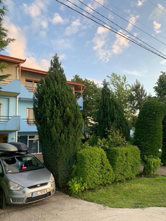 Vila Deni Tushemisht Exterior photo